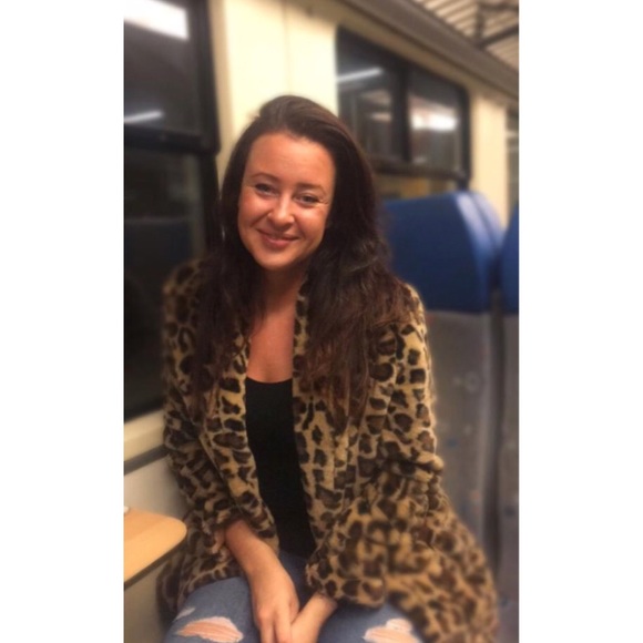 YJSFG House Faux Fur Leopard Jacket - Picture 7 of 8